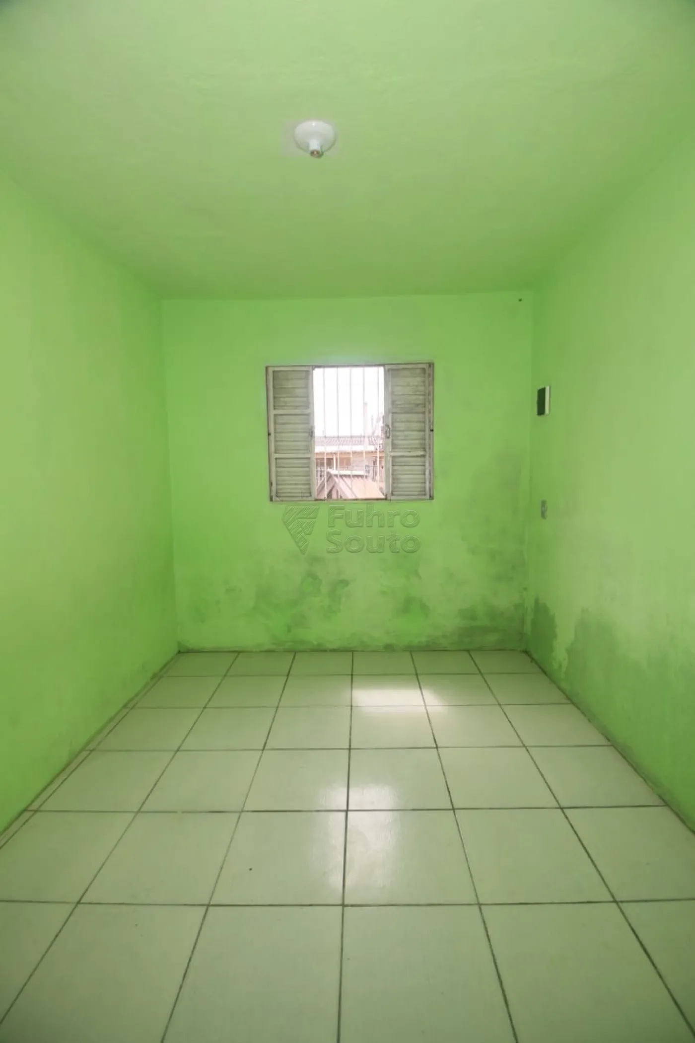 Alugar Casa / Padrão em Pelotas R$ 900,00 - Foto 6