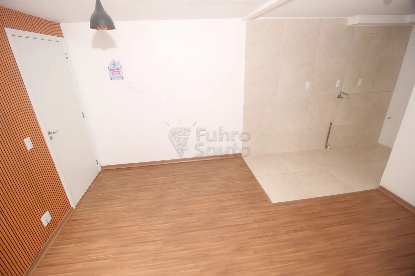 Alugar Apartamento / Padrão em Pelotas R$ 720,00 - Foto 15