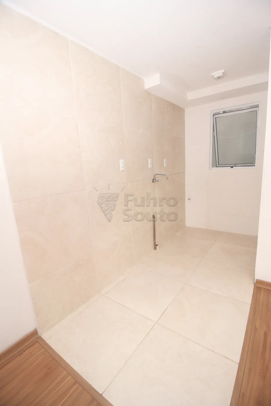 Alugar Apartamento / Padrão em Pelotas R$ 720,00 - Foto 18