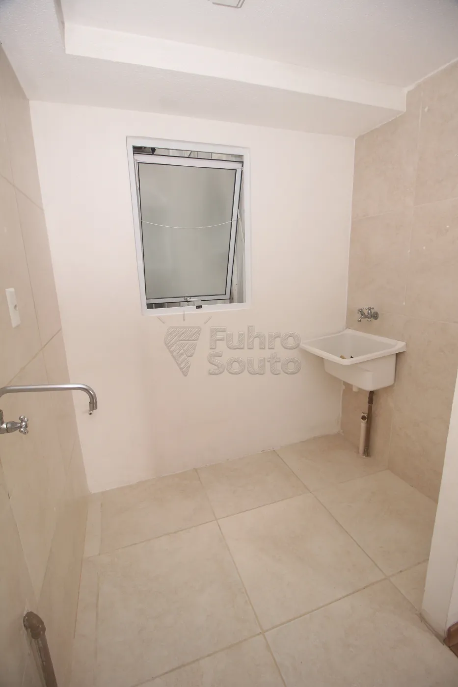 Alugar Apartamento / Padrão em Pelotas R$ 720,00 - Foto 19