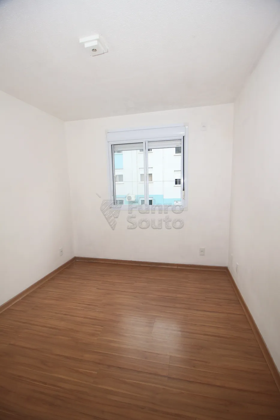 Alugar Apartamento / Padrão em Pelotas R$ 720,00 - Foto 27