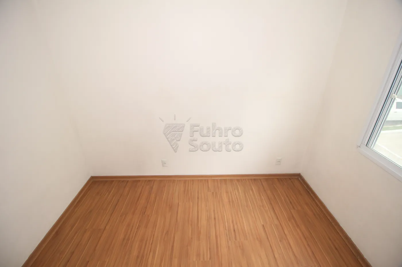 Alugar Apartamento / Padrão em Pelotas R$ 720,00 - Foto 28