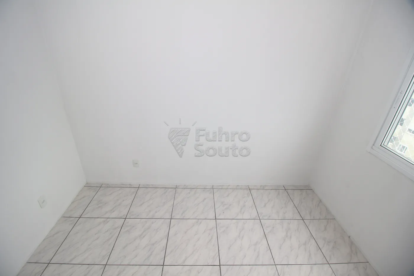 Alugar Apartamento / Padrão em Pelotas R$ 500,00 - Foto 10
