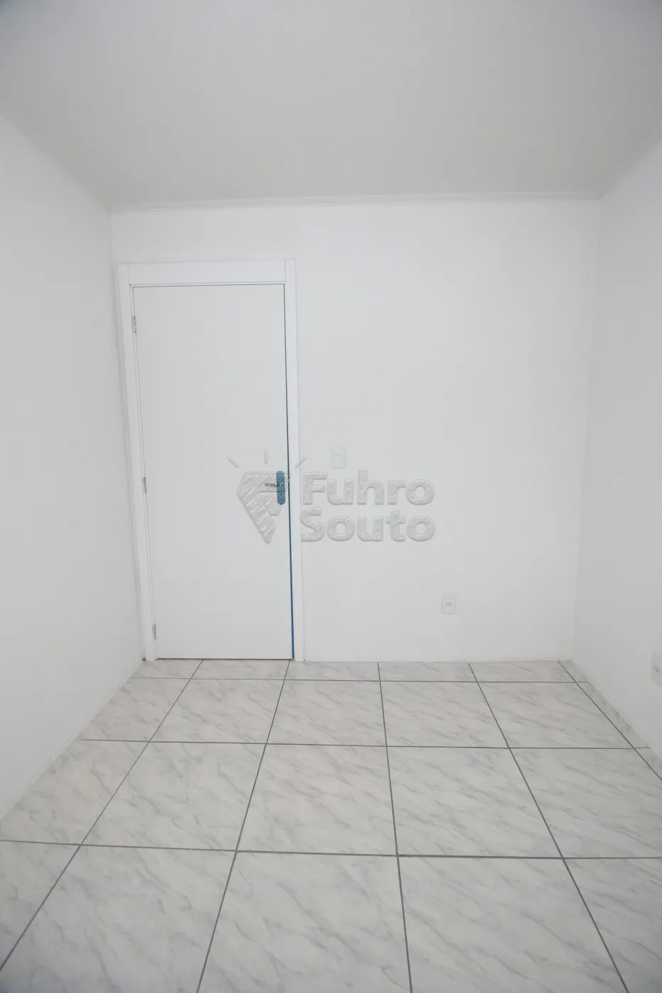 Alugar Apartamento / Padrão em Pelotas R$ 500,00 - Foto 13