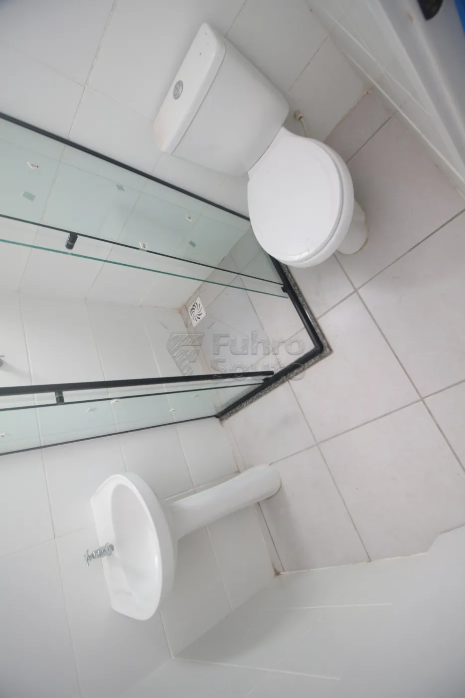 Alugar Apartamento / Padrão em Pelotas R$ 500,00 - Foto 21