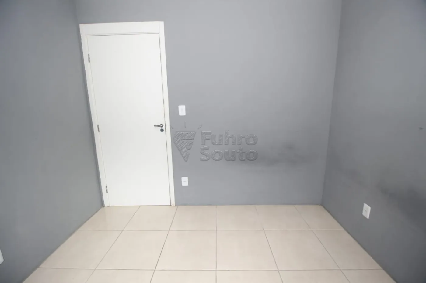 Alugar Apartamento / Padrão em Pelotas R$ 800,00 - Foto 17