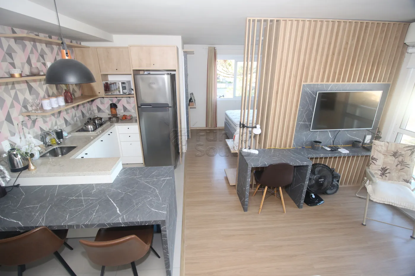 Alugar Apartamento / Padrão em Pelotas R$ 2.000,00 - Foto 3