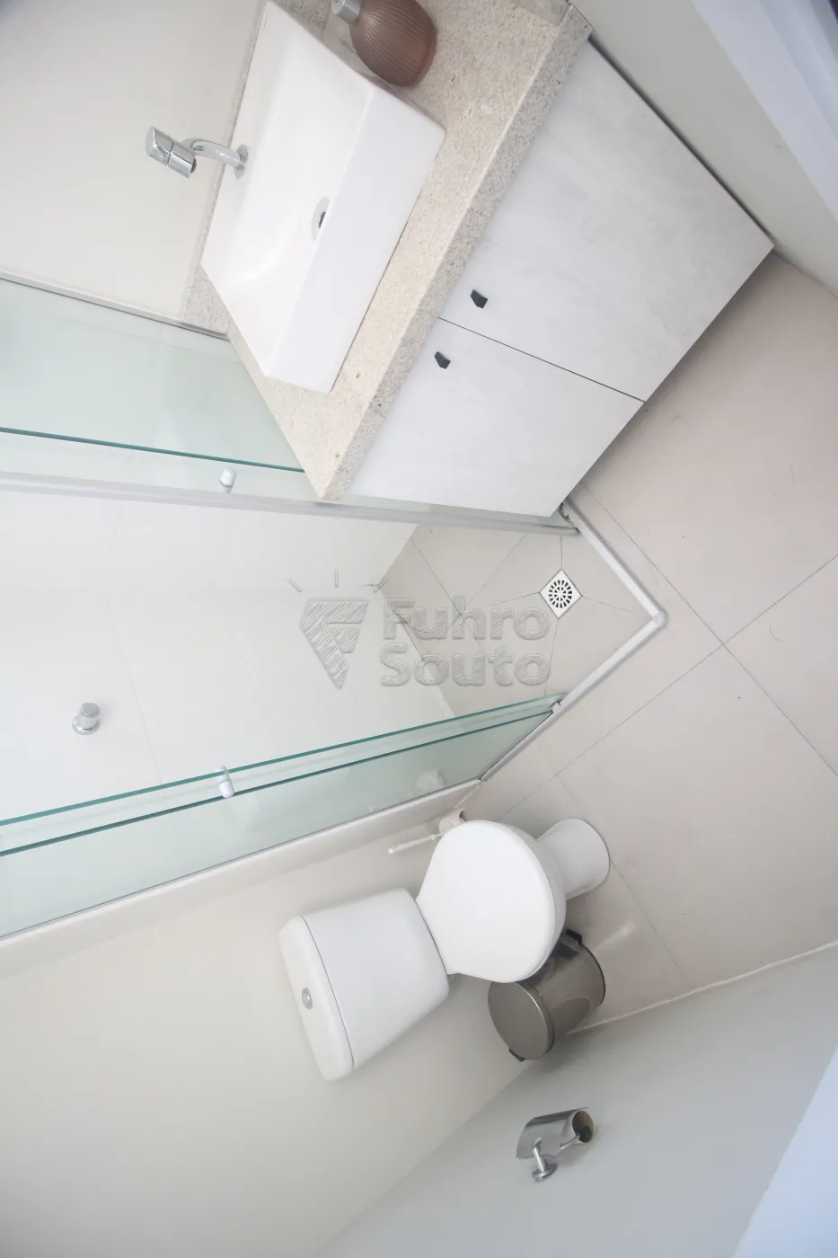 Alugar Apartamento / Padrão em Pelotas R$ 2.000,00 - Foto 20