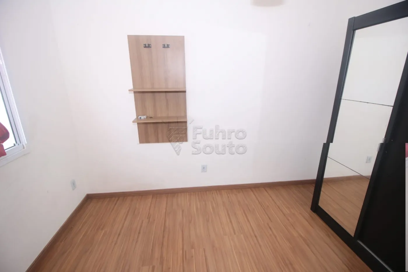Alugar Apartamento / Padrão em Pelotas R$ 650,00 - Foto 13