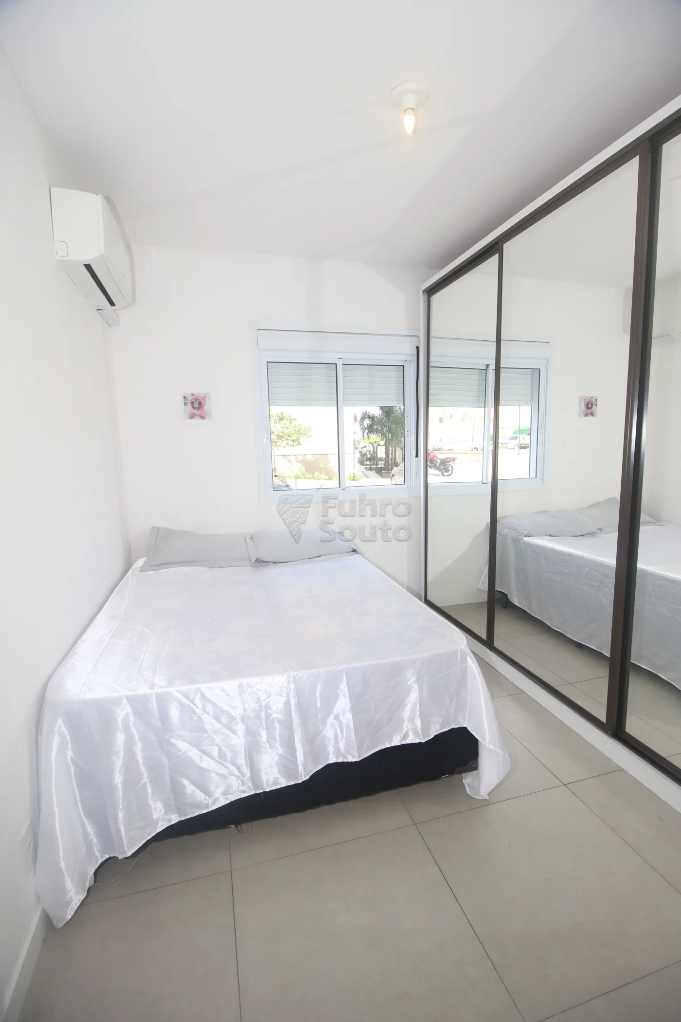 Alugar Apartamento / Padrão em Pelotas R$ 2.400,00 - Foto 19