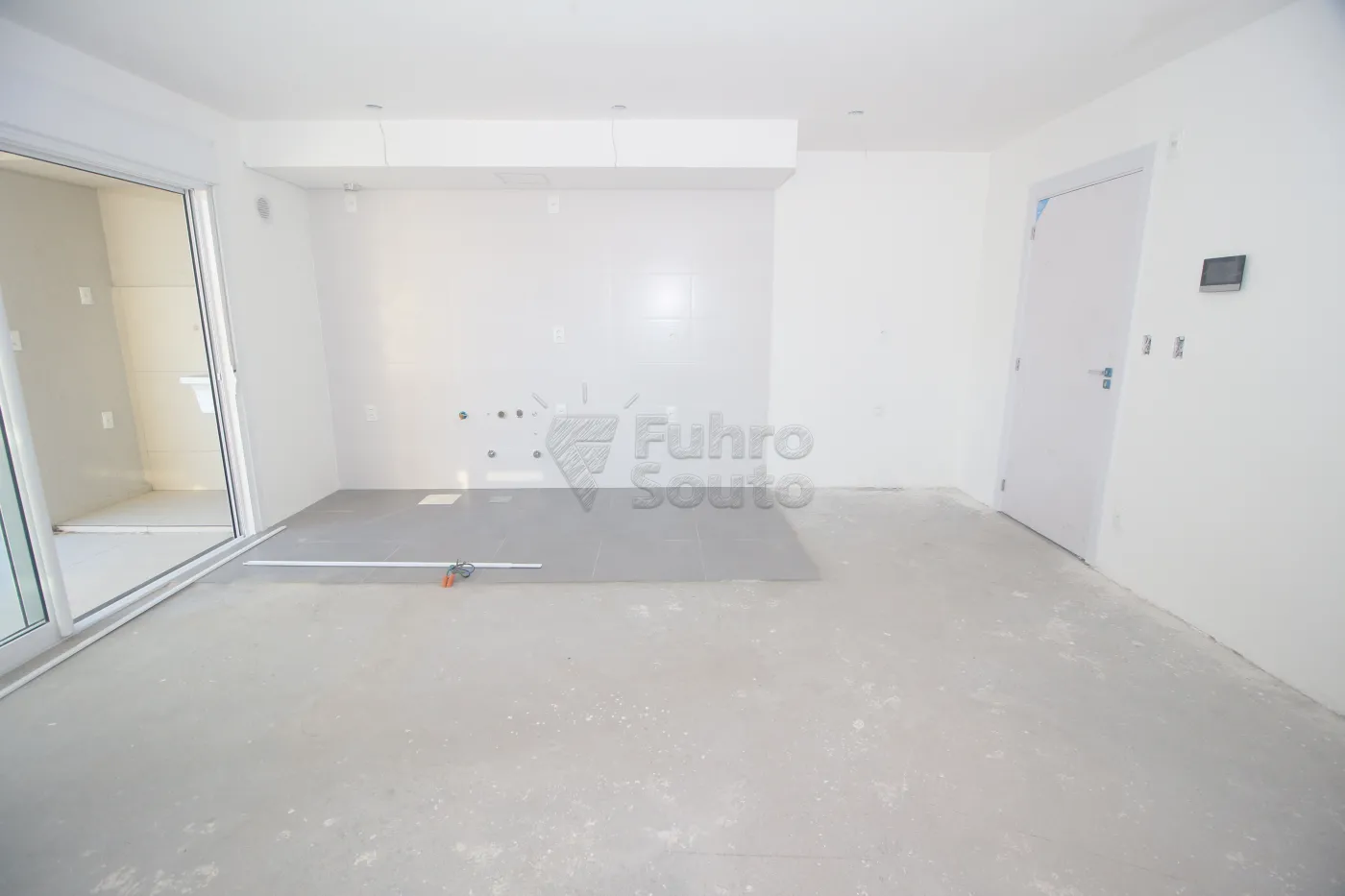 Alugar Apartamento / Padrão em Pelotas R$ 2.300,00 - Foto 2