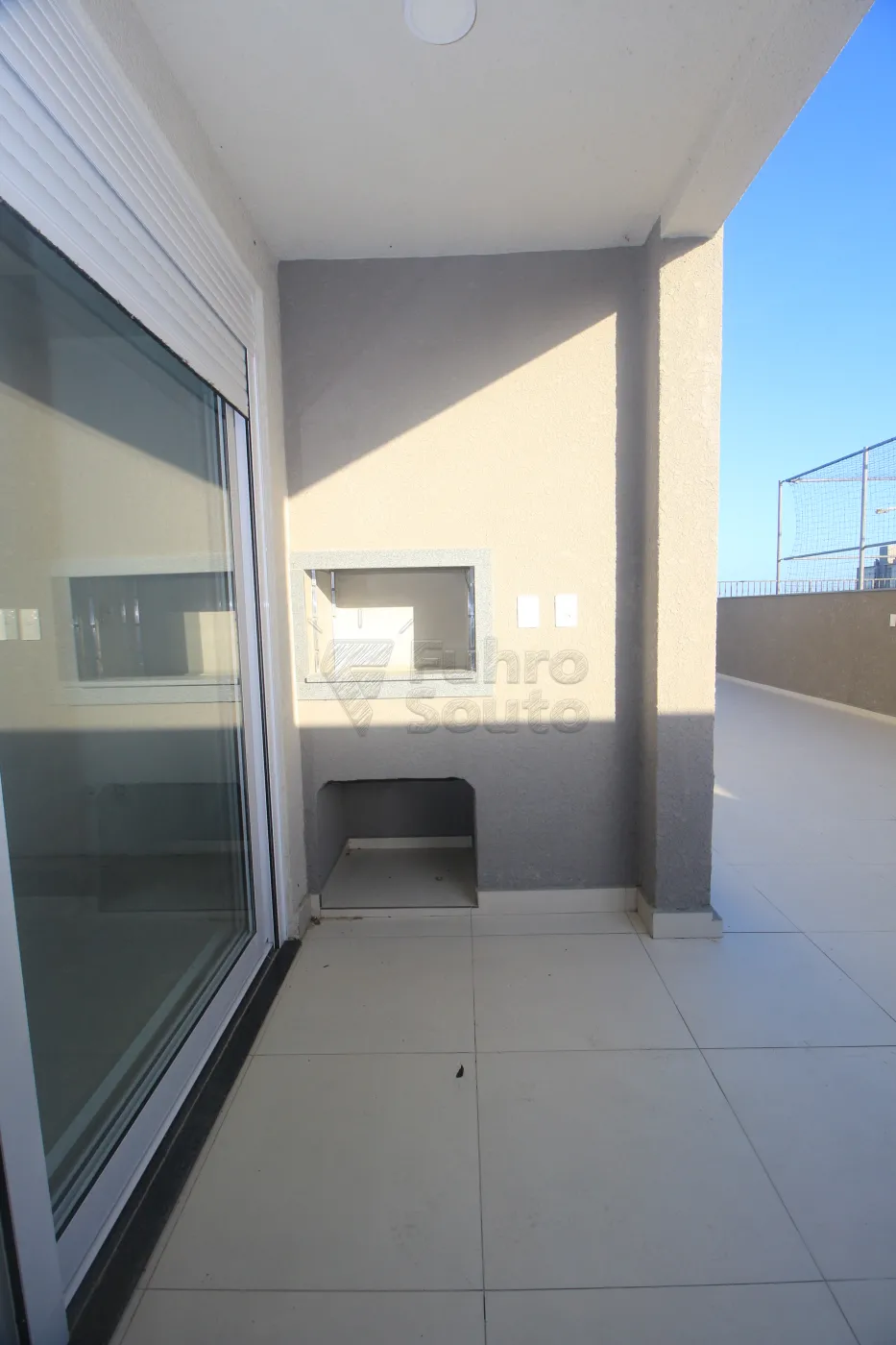 Alugar Apartamento / Padrão em Pelotas R$ 2.300,00 - Foto 14