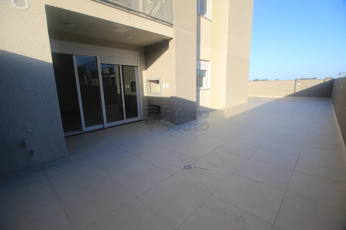 Alugar Apartamento / Padrão em Pelotas R$ 2.300,00 - Foto 17