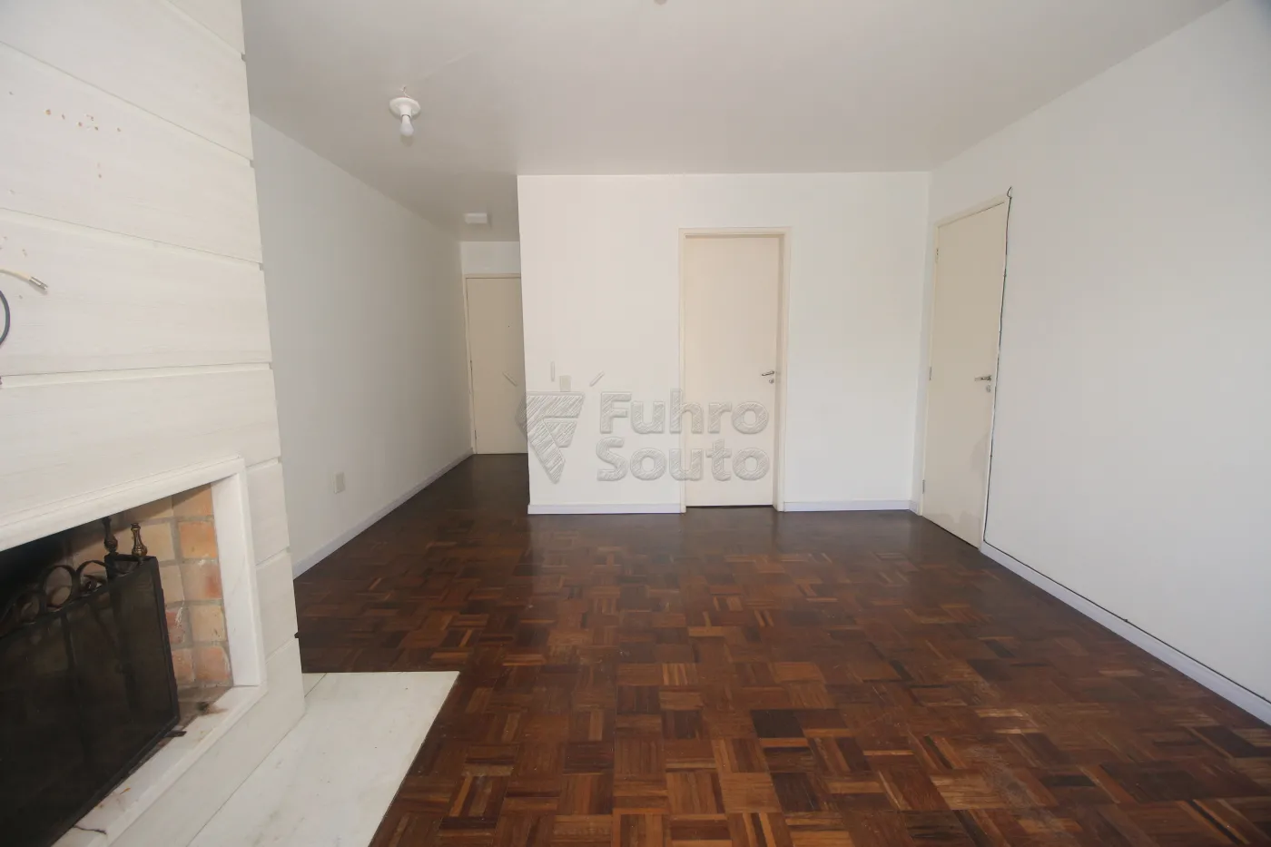 Alugar Apartamento / Padrão em Pelotas R$ 1.650,00 - Foto 4