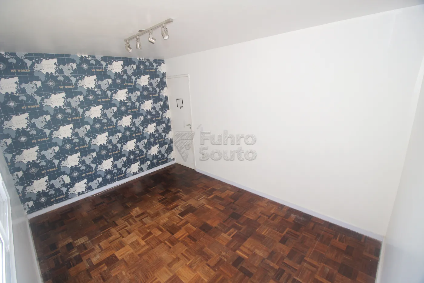 Alugar Apartamento / Padrão em Pelotas R$ 1.650,00 - Foto 14