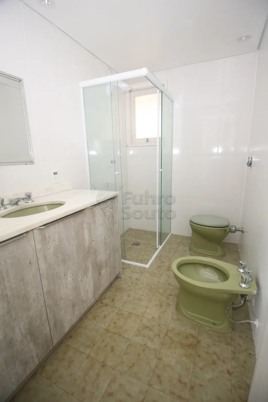Alugar Apartamento / Padrão em Pelotas R$ 1.650,00 - Foto 22