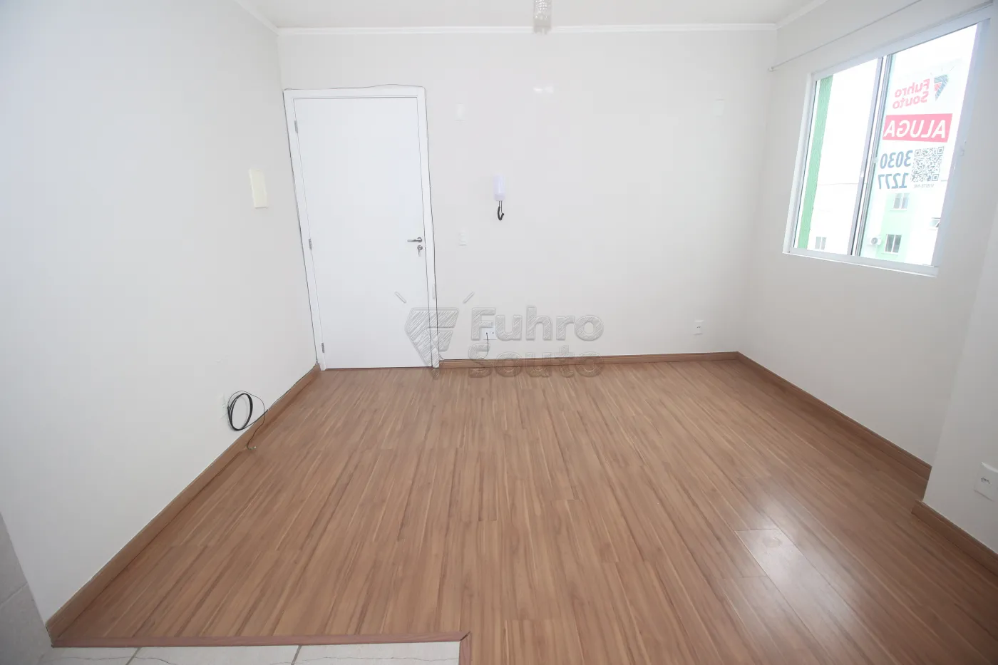 Alugar Apartamento / Padrão em Pelotas R$ 750,00 - Foto 3