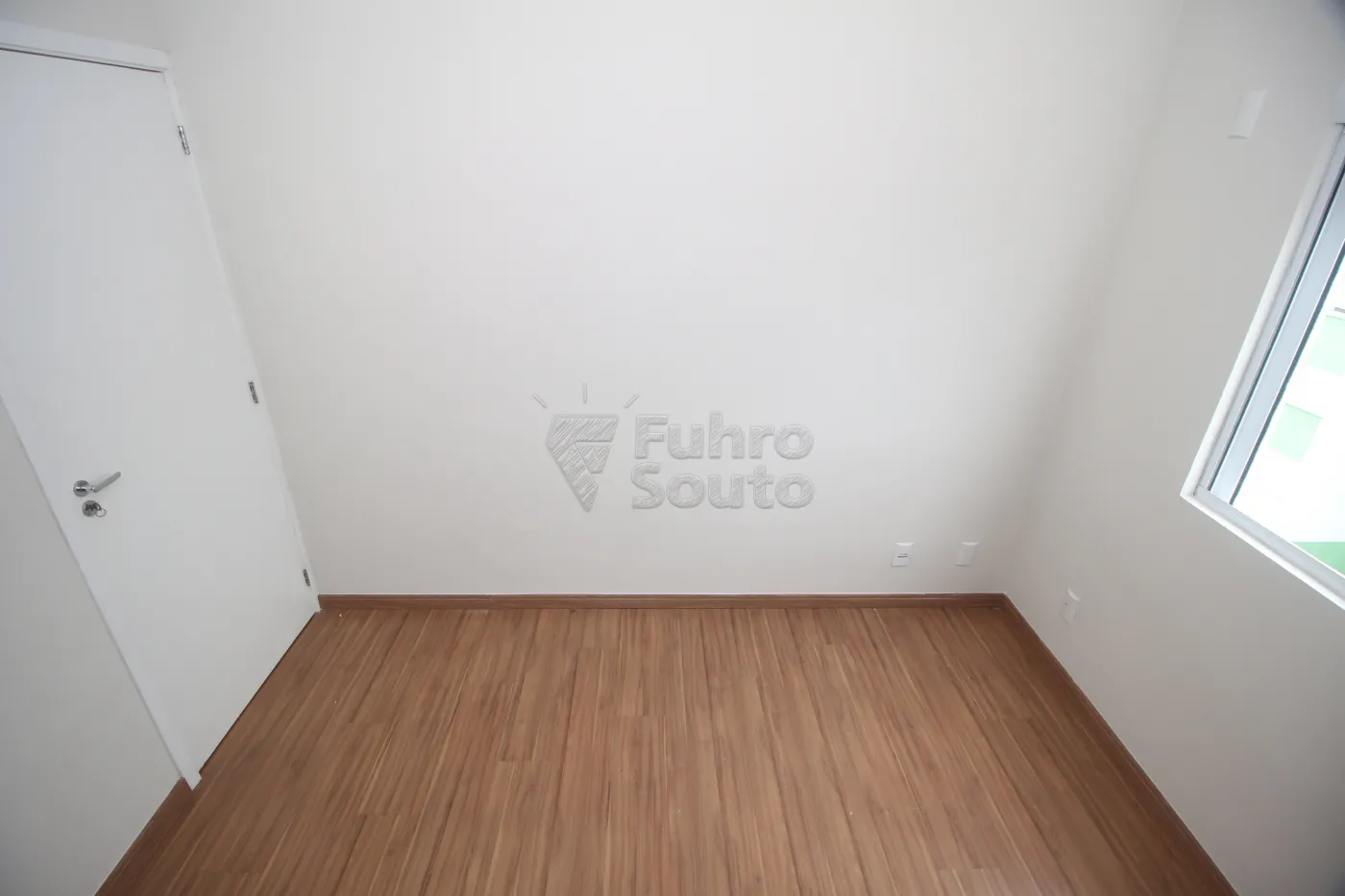 Alugar Apartamento / Padrão em Pelotas R$ 750,00 - Foto 18