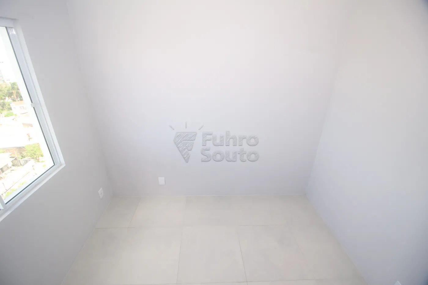Alugar Apartamento / Padrão em Pelotas R$ 1.500,00 - Foto 10
