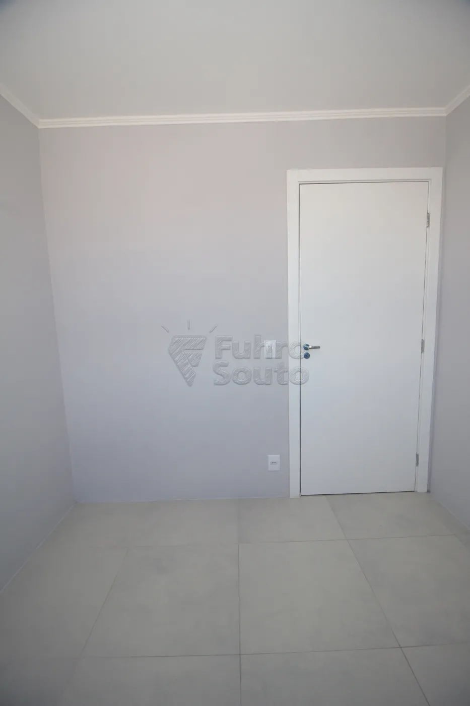 Alugar Apartamento / Padrão em Pelotas R$ 1.500,00 - Foto 13