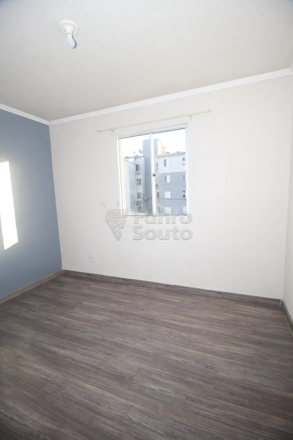 Alugar Apartamento / Padrão em Pelotas R$ 700,00 - Foto 18
