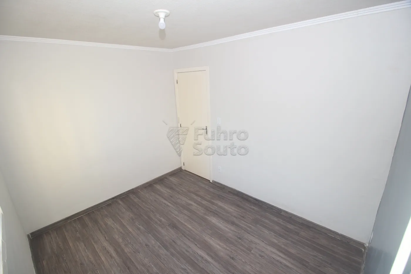 Alugar Apartamento / Padrão em Pelotas R$ 700,00 - Foto 21