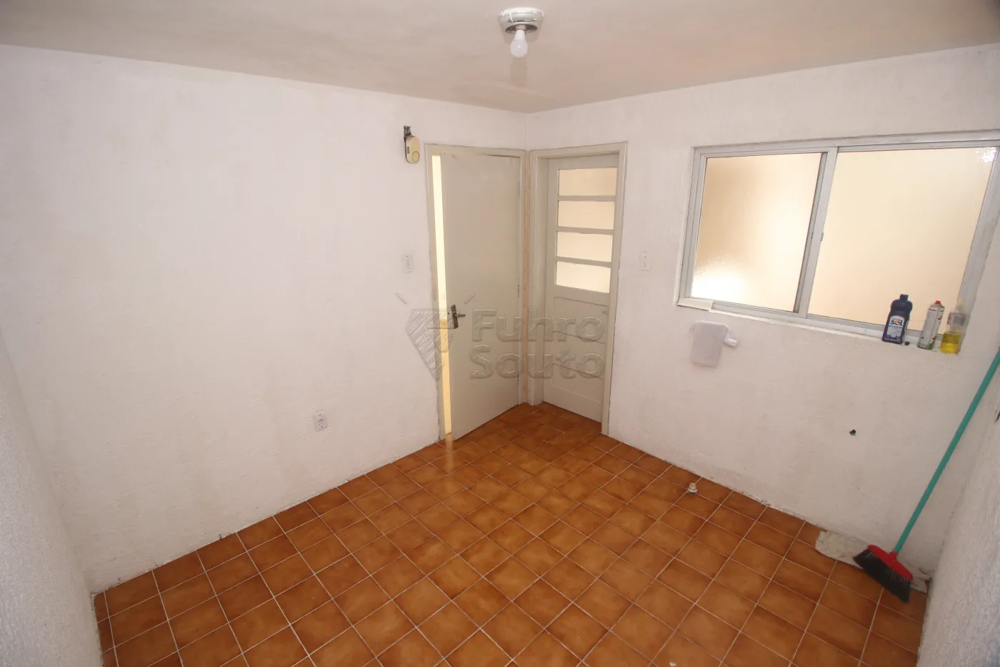 Alugar Apartamento / Padrão em Pelotas R$ 1.100,00 - Foto 23