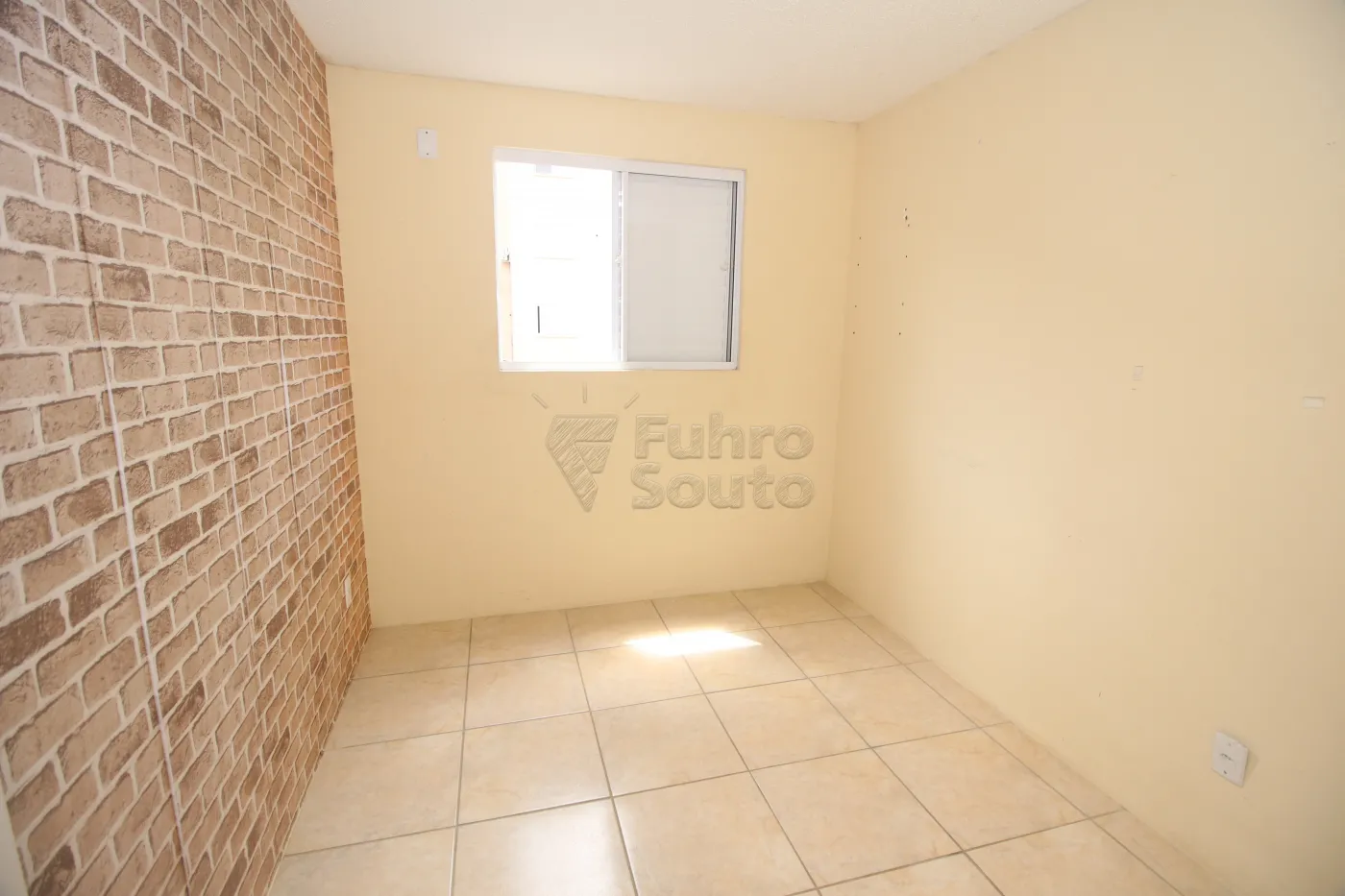 Alugar Apartamento / Padrão em Pelotas R$ 700,00 - Foto 10