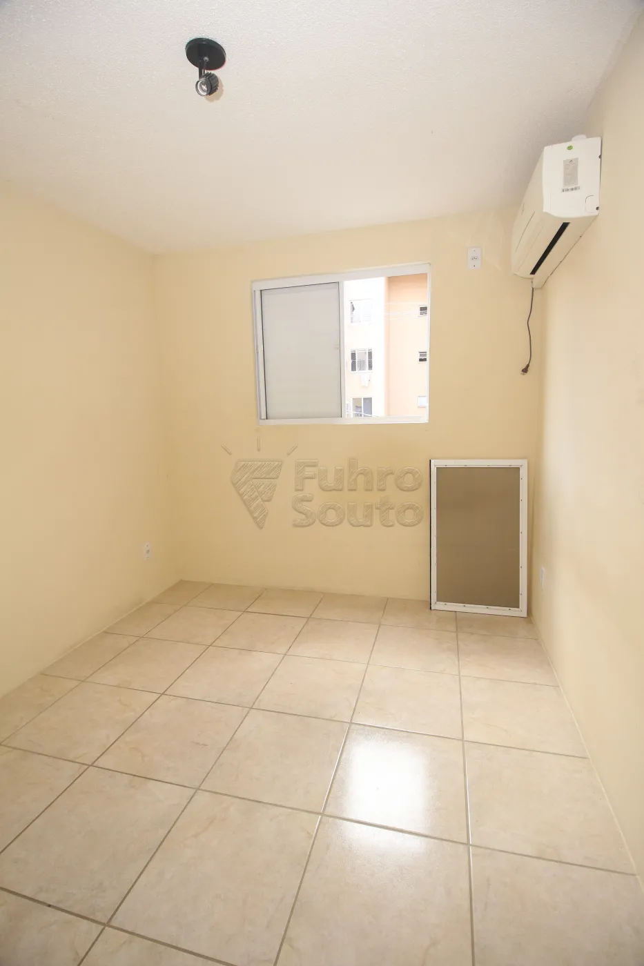Alugar Apartamento / Padrão em Pelotas R$ 700,00 - Foto 16