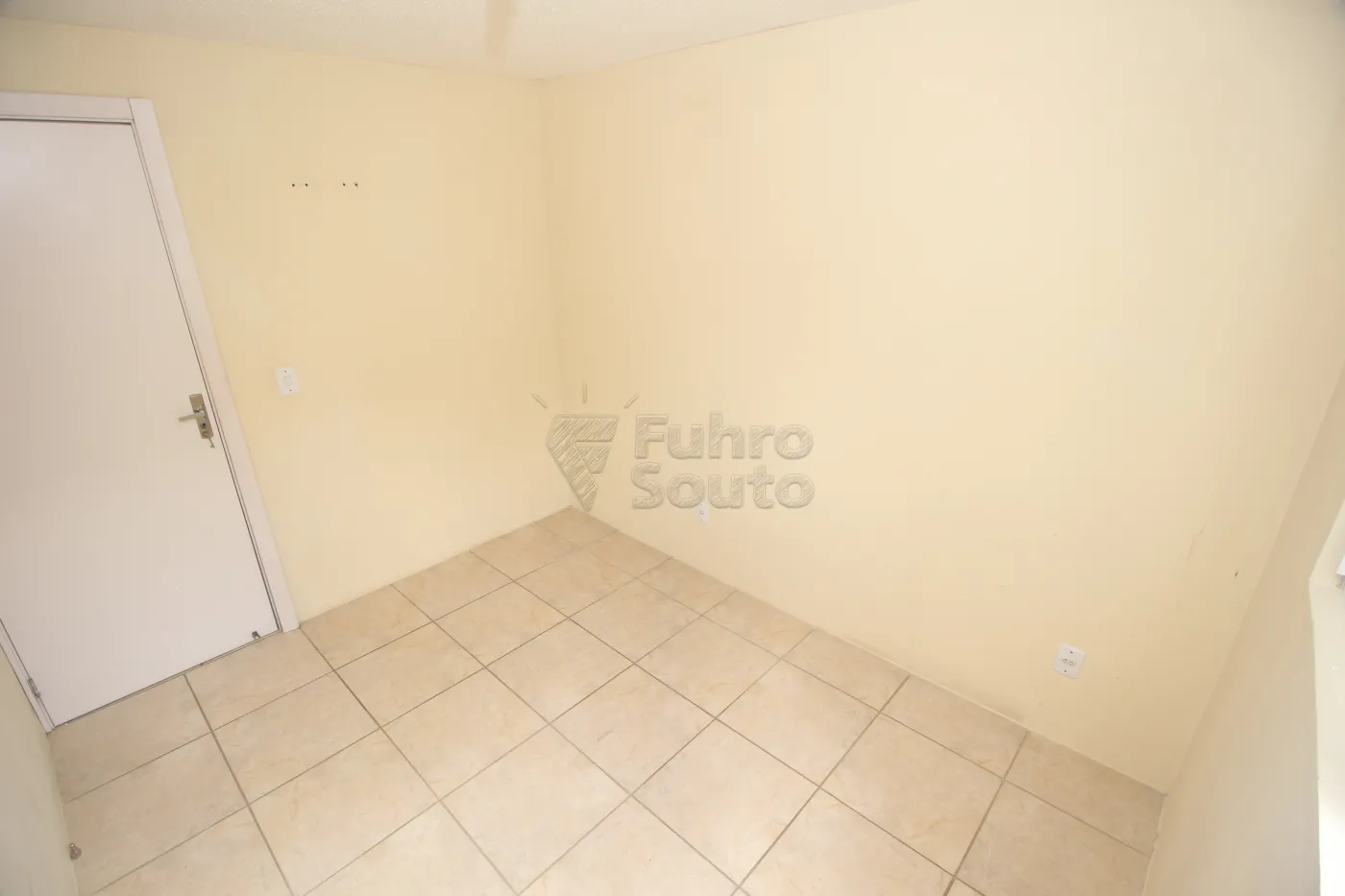 Alugar Apartamento / Padrão em Pelotas R$ 700,00 - Foto 18