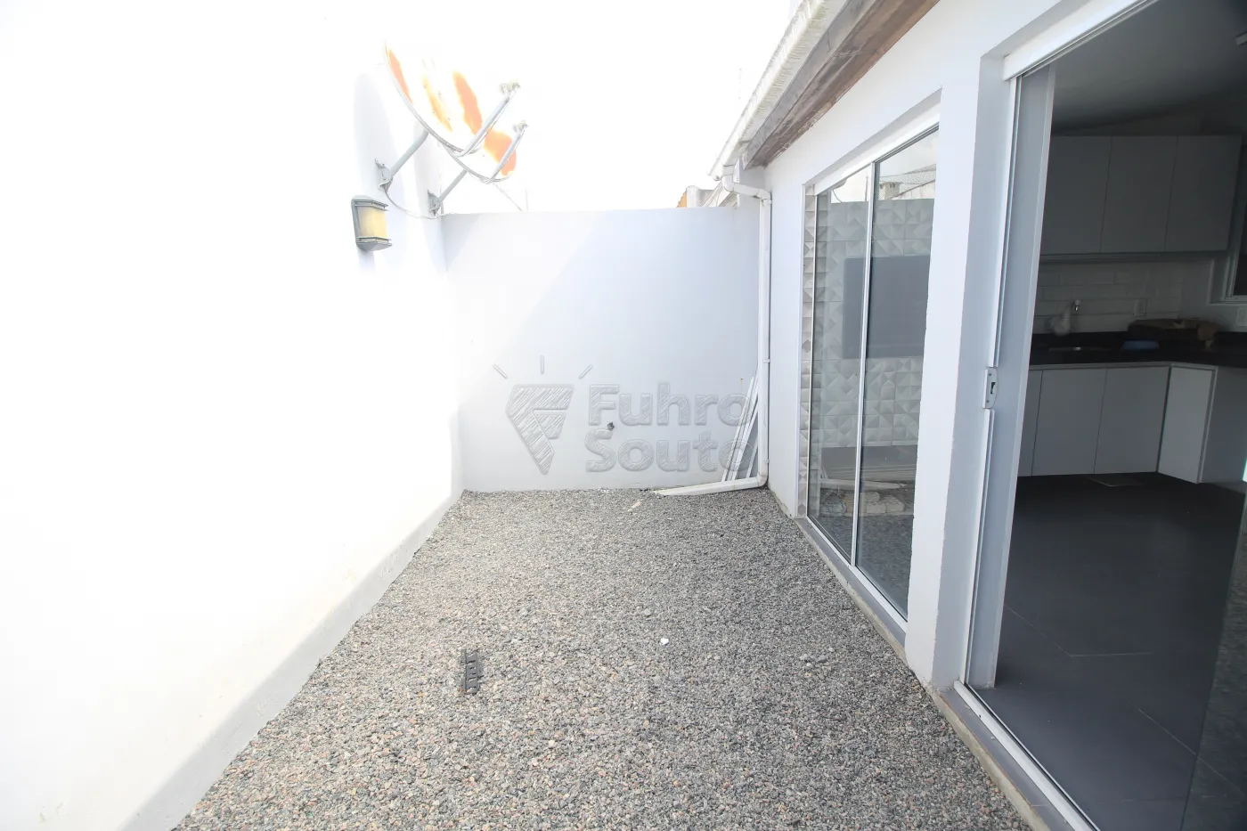 Alugar Casa / Condomínio em Pelotas R$ 1.500,00 - Foto 21