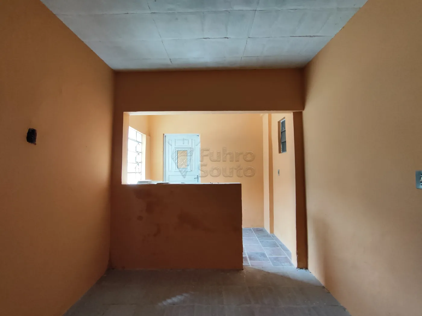 Comprar Casa / Padrão em Pelotas R$ 380.000,00 - Foto 4