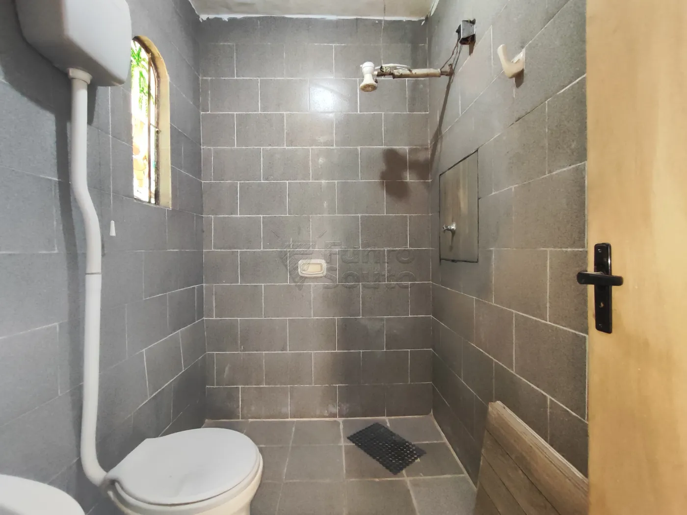 Comprar Casa / Padrão em Pelotas R$ 380.000,00 - Foto 9