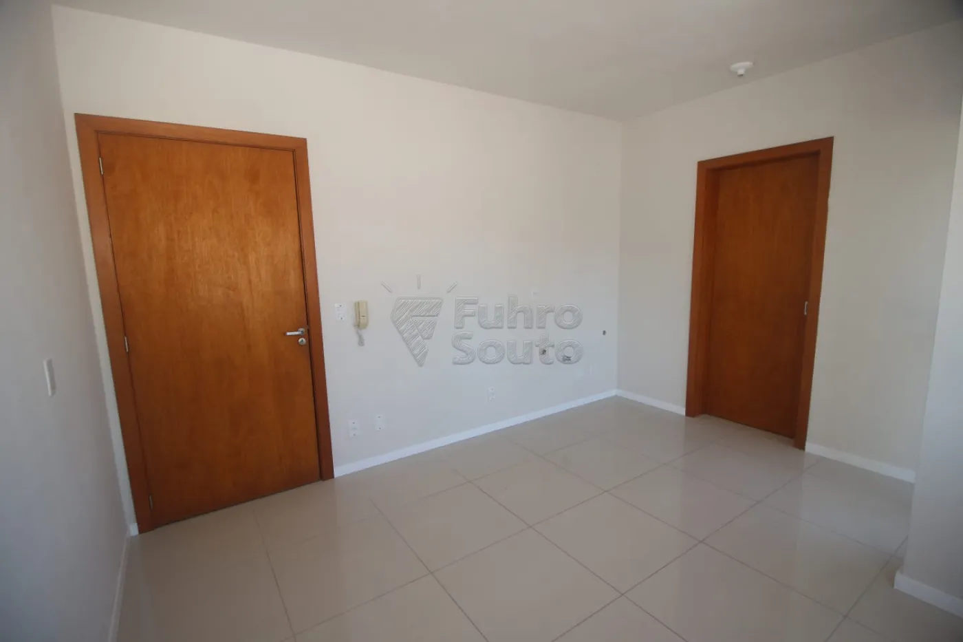 Alugar Apartamento / Padrão em Pelotas R$ 1.200,00 - Foto 9