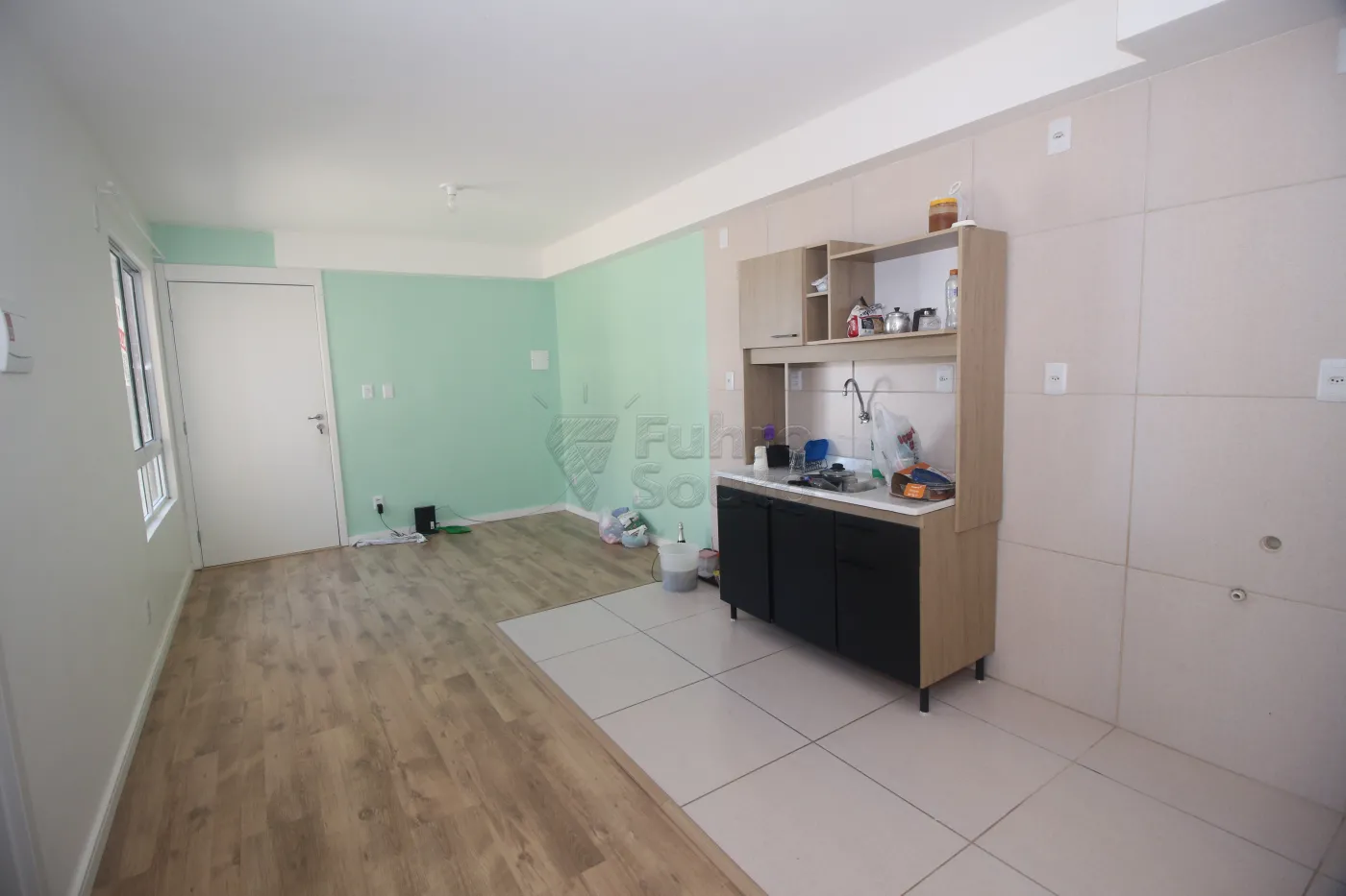 Alugar Apartamento / Padrão em Pelotas R$ 850,00 - Foto 6