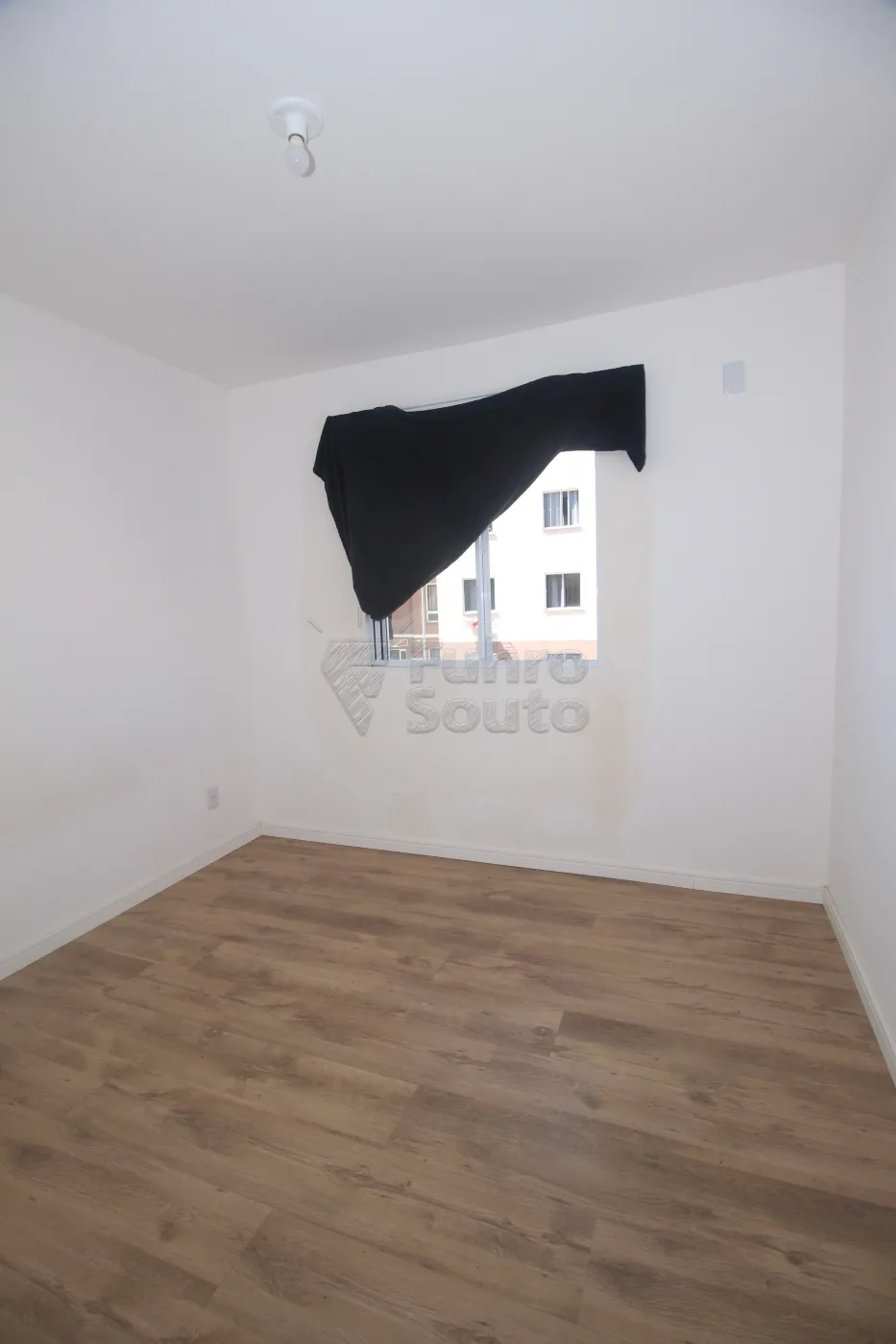 Alugar Apartamento / Padrão em Pelotas R$ 850,00 - Foto 15