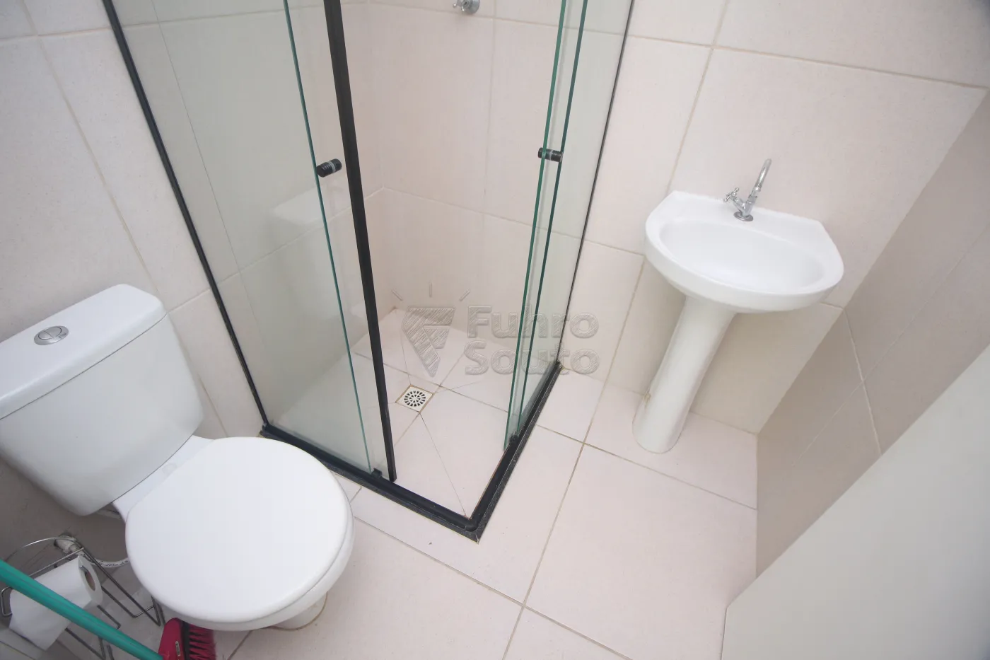 Alugar Apartamento / Padrão em Pelotas R$ 850,00 - Foto 21