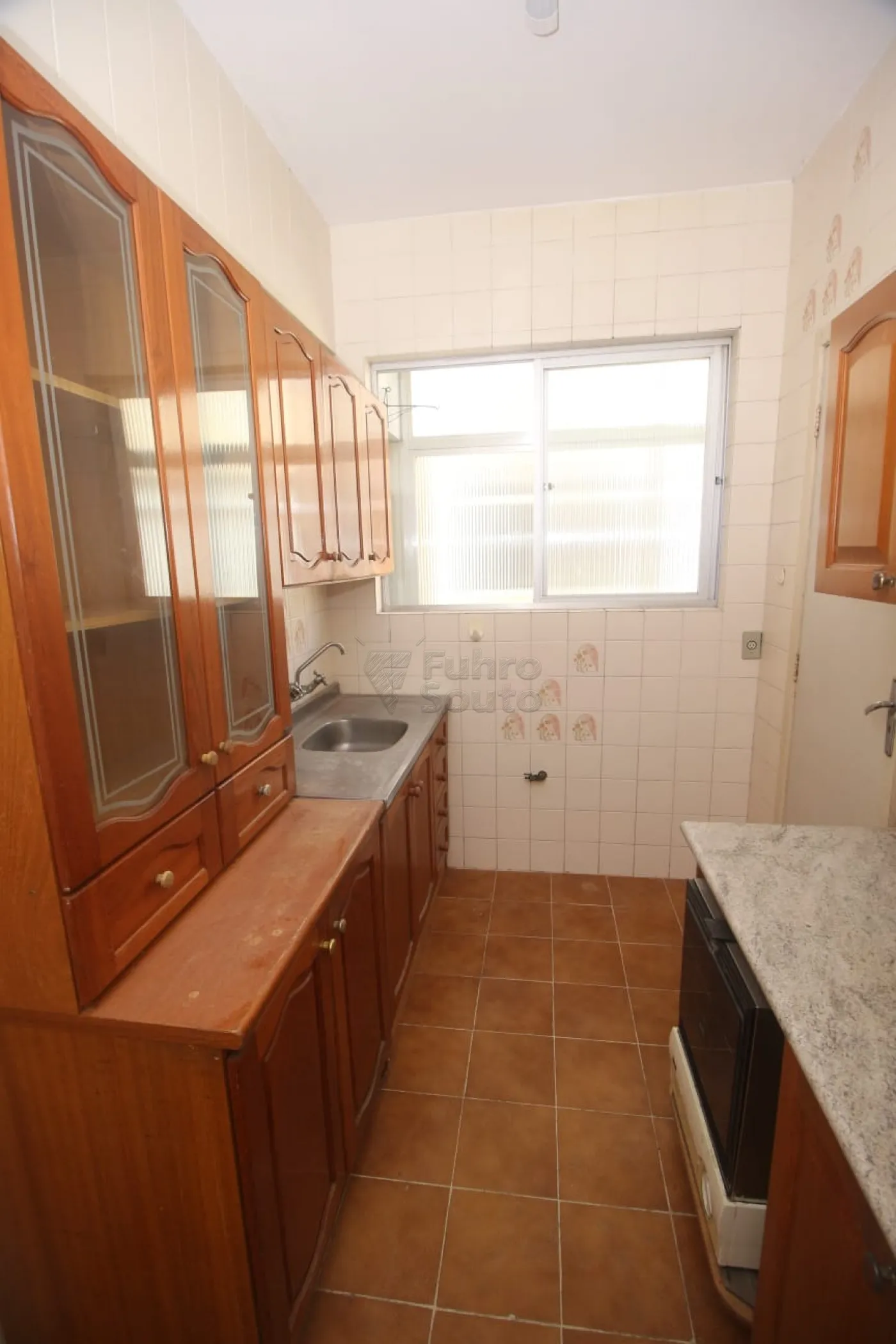 Alugar Apartamento / Padrão em Pelotas R$ 1.600,00 - Foto 8