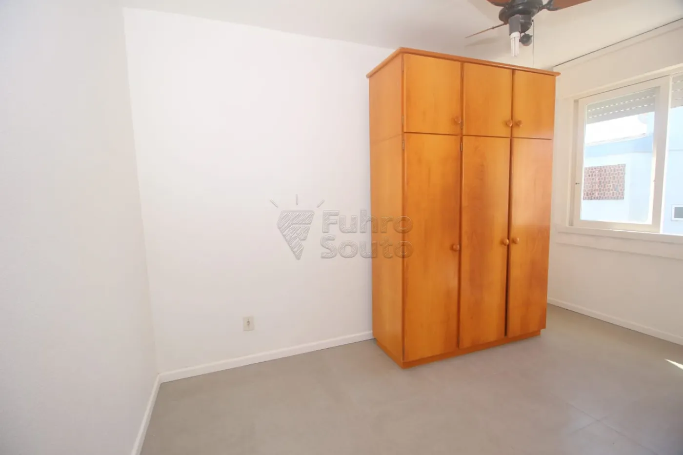 Alugar Apartamento / Padrão em Pelotas R$ 800,00 - Foto 14