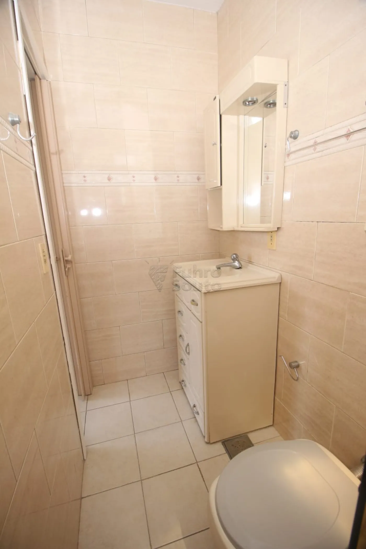 Alugar Apartamento / Padrão em Pelotas R$ 800,00 - Foto 26