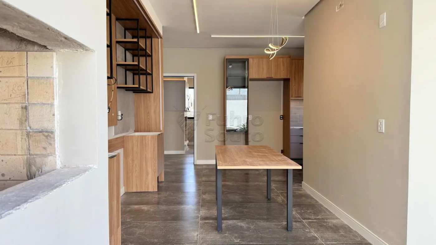 Comprar Casa / Padrão em Pelotas R$ 1.365.000,00 - Foto 6