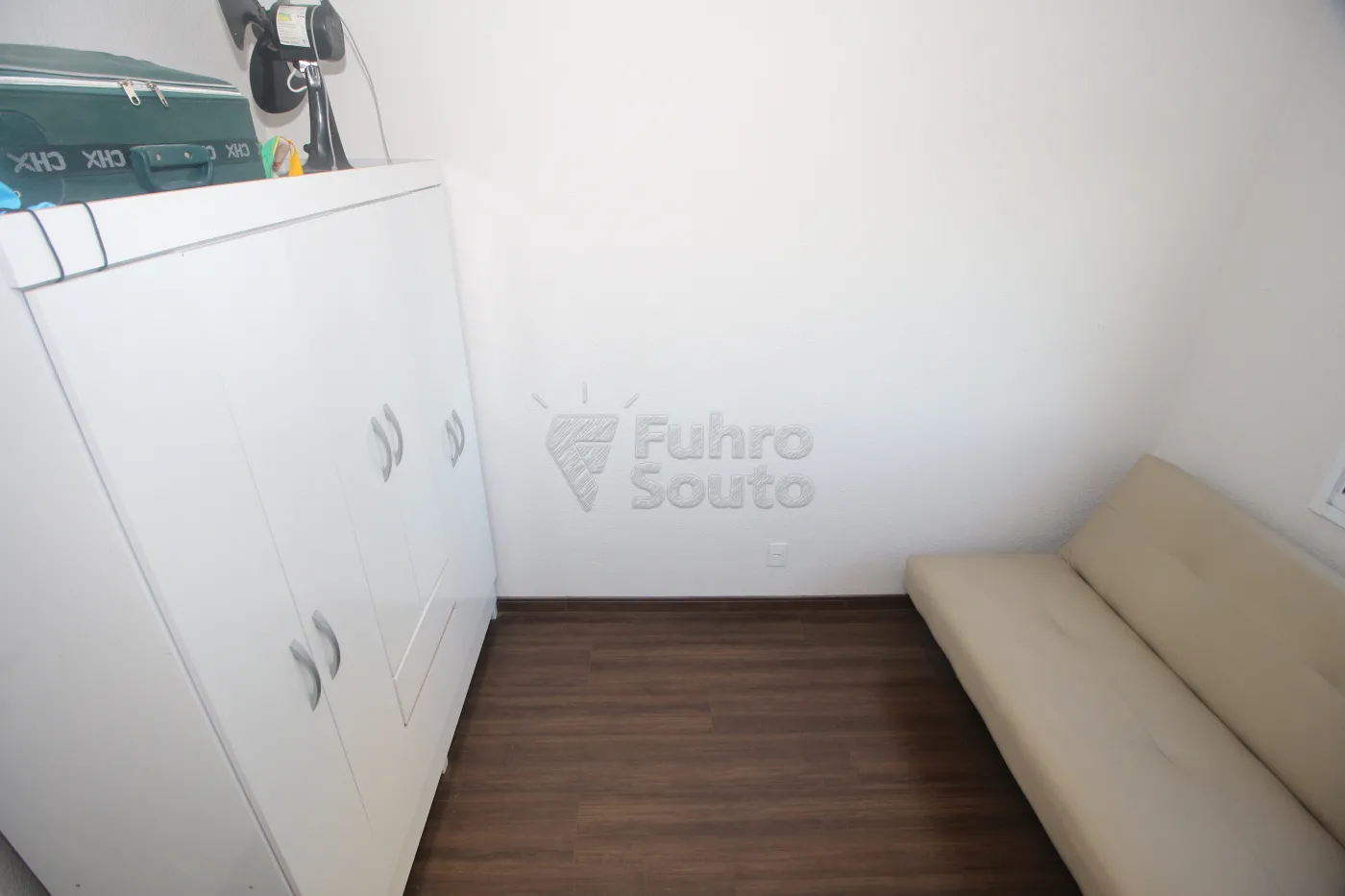 Alugar Apartamento / Padrão em Pelotas R$ 1.000,00 - Foto 15