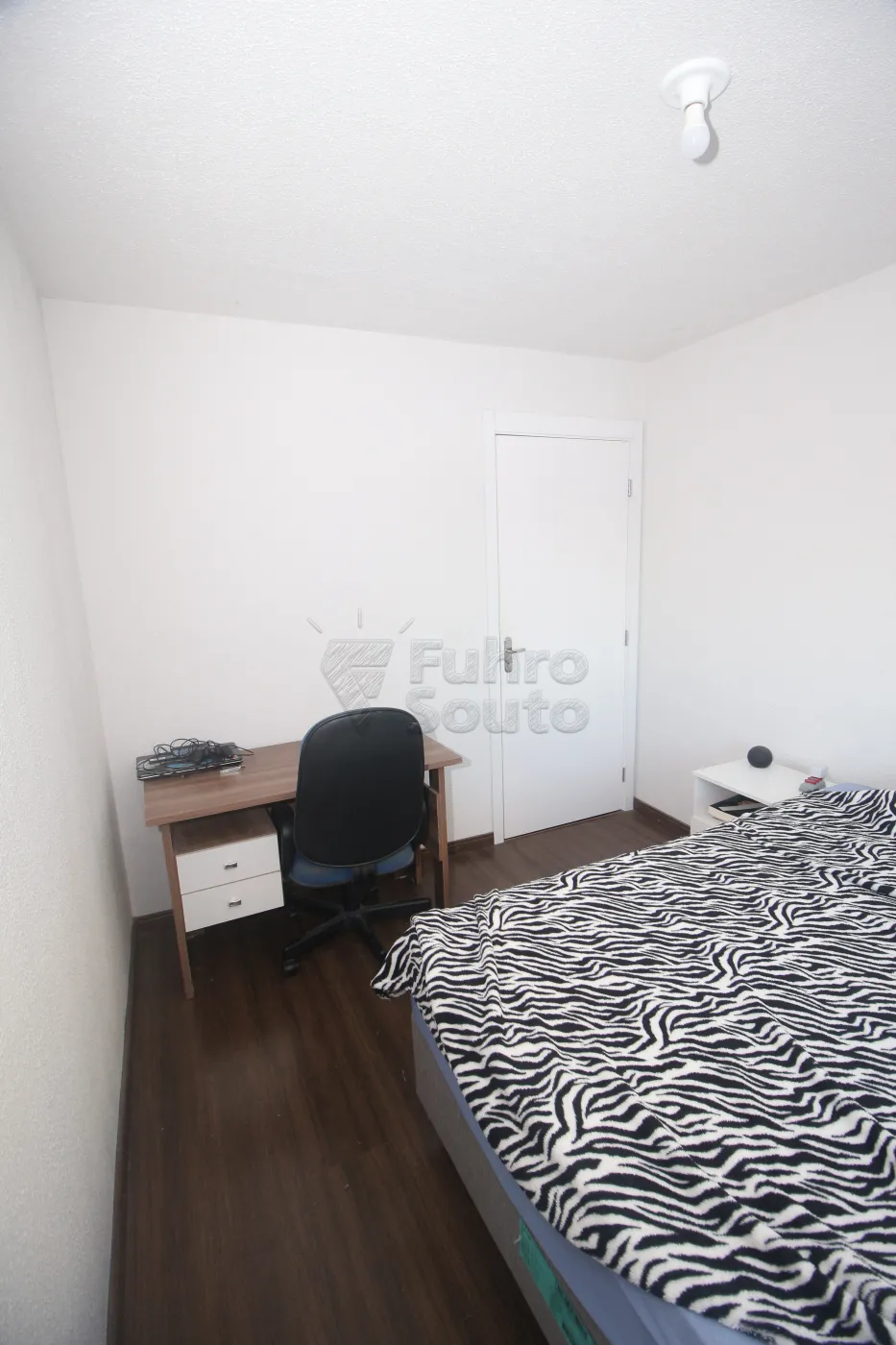 Alugar Apartamento / Padrão em Pelotas R$ 1.000,00 - Foto 22