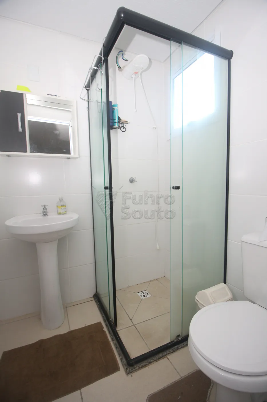 Alugar Apartamento / Padrão em Pelotas R$ 1.000,00 - Foto 24