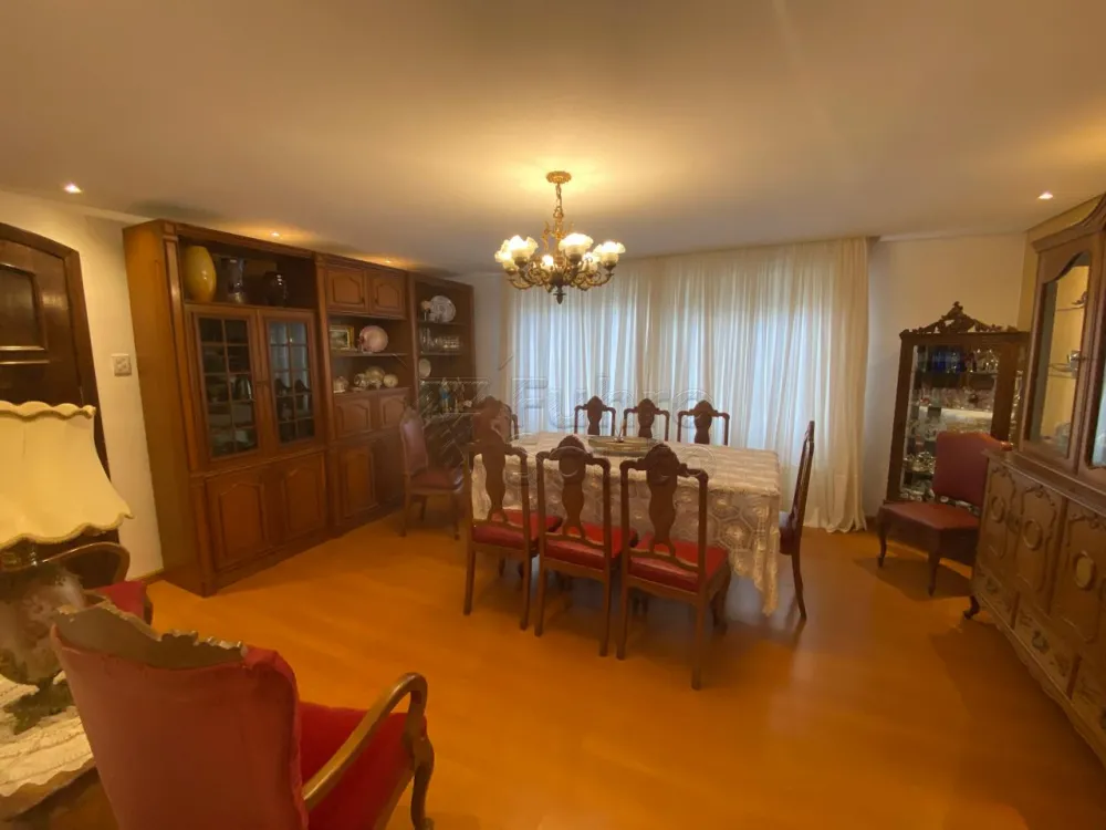 Comprar Casa / Padrão em Pelotas R$ 800.000,00 - Foto 2