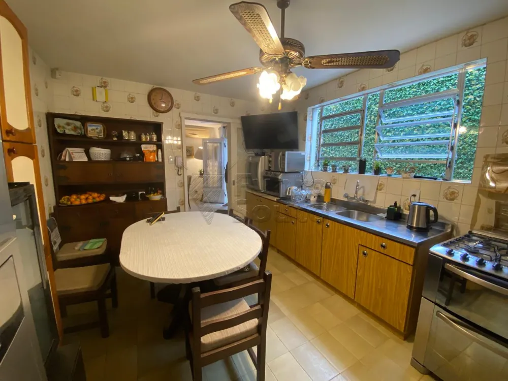 Comprar Casa / Padrão em Pelotas R$ 800.000,00 - Foto 4