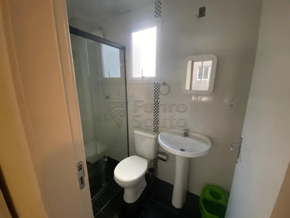 Comprar Apartamento / Padrão em Pelotas R$ 140.000,00 - Foto 7