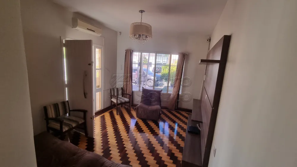 Sala Comprar Casa / Padrão em Pelotas R$ 700.000,00 - Foto 1