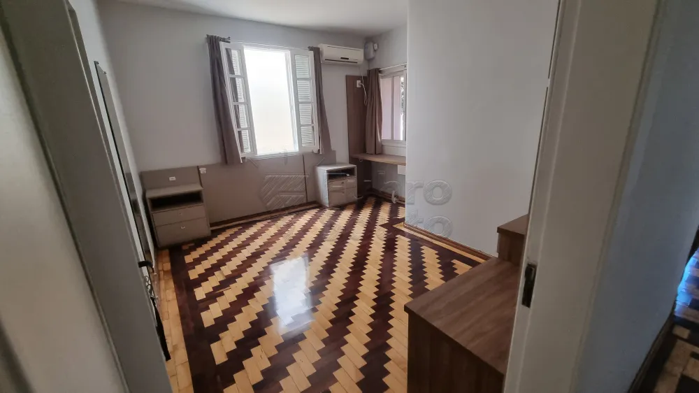 Suite Comprar Casa / Padrão em Pelotas R$ 700.000,00 - Foto 4