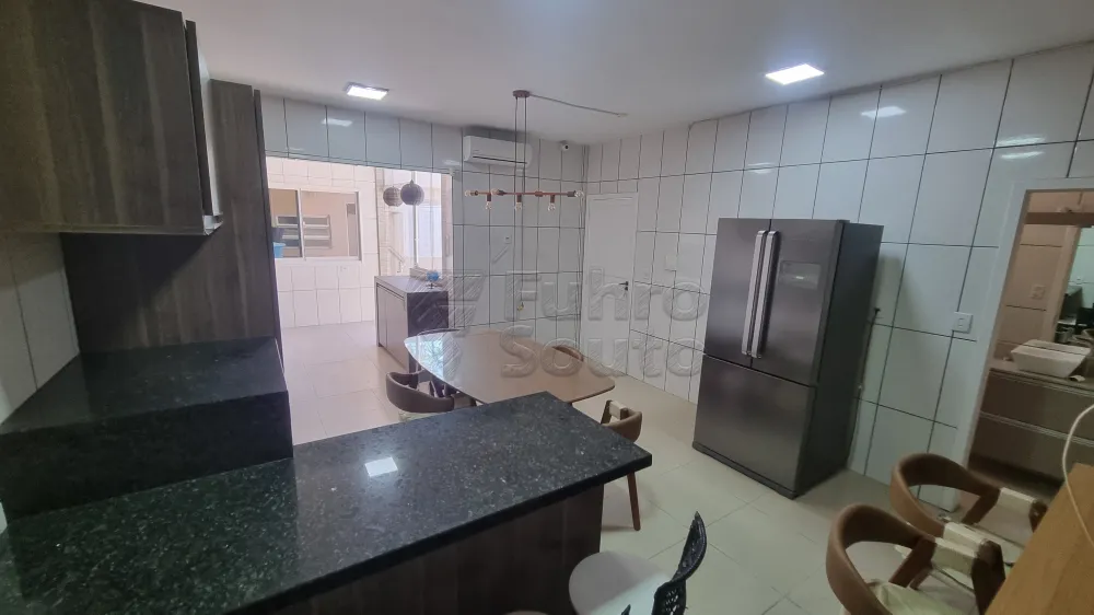Cozinha/Área Gourmet/Churrasqueira Comprar Casa / Padrão em Pelotas R$ 700.000,00 - Foto 2